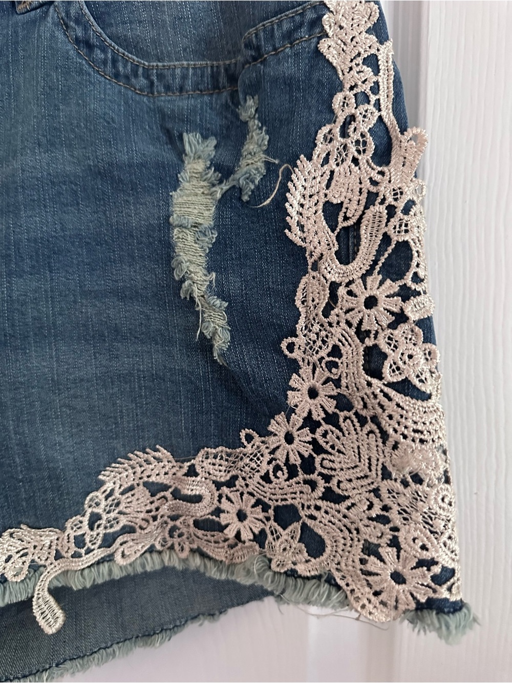 Venus Denim Lace-Trim Women’s Shorts - Blue, size 14 - Picture 3 of 5